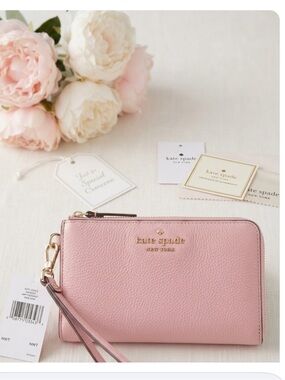 NWT Kate Spade Lucy Medium L-Zip Wristlet Tutu Pink